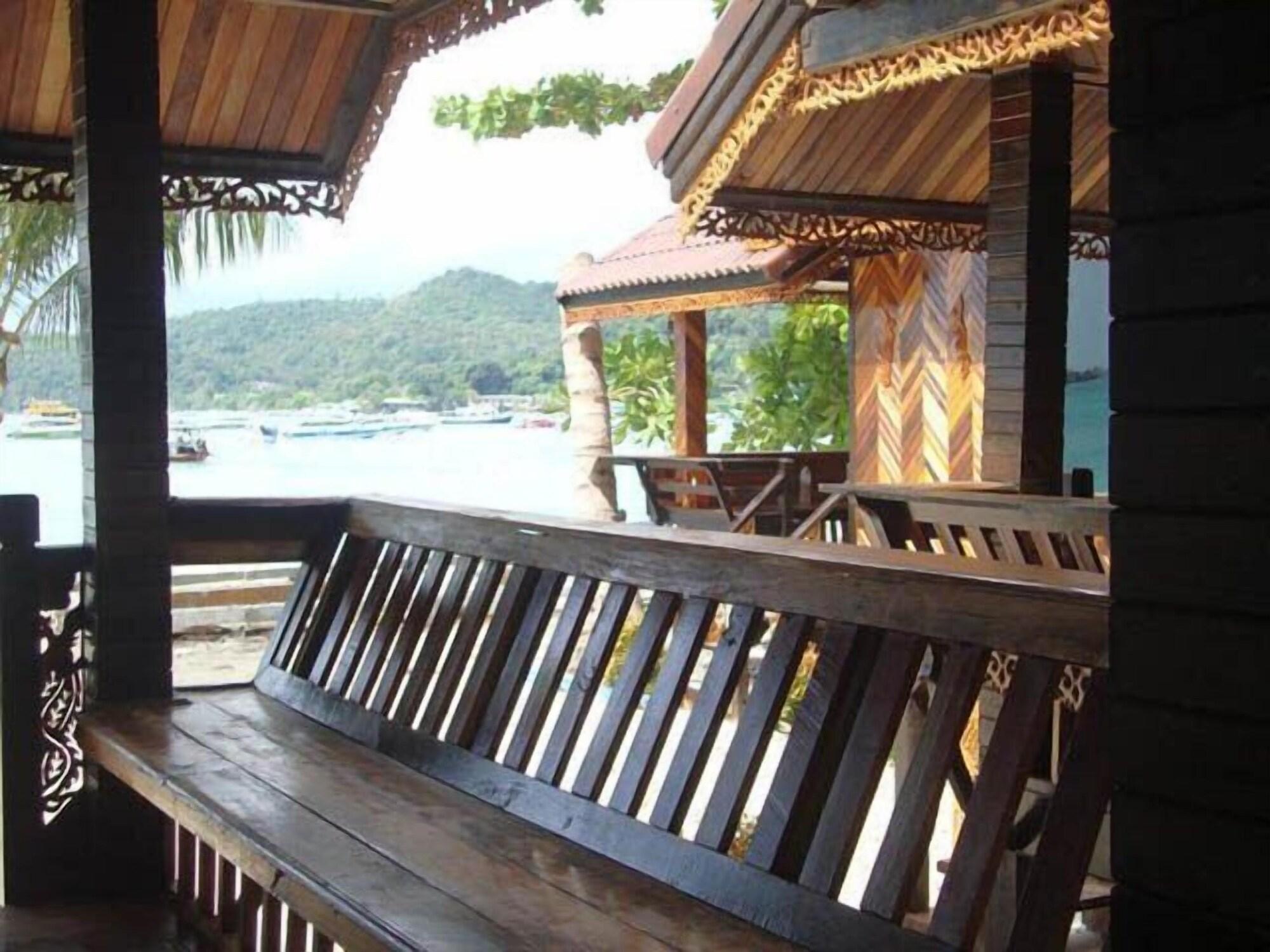 Phi Phi Sand Sea View Resort Екстер'єр фото