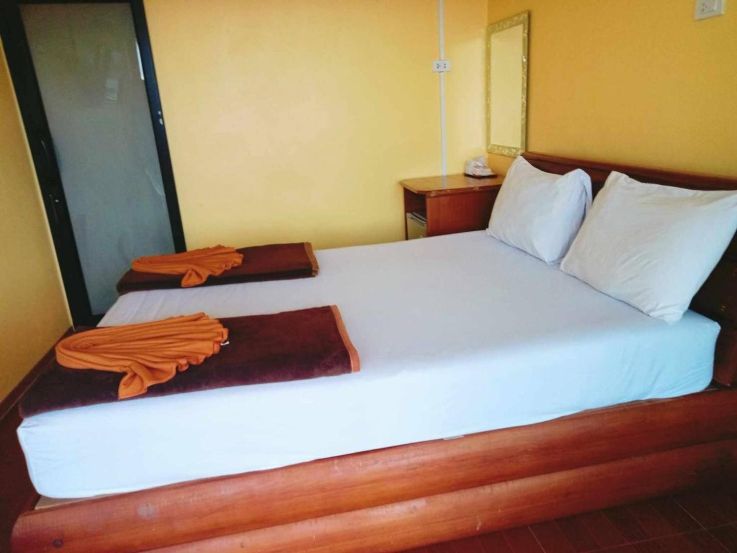 Phi Phi Sand Sea View Resort Екстер'єр фото