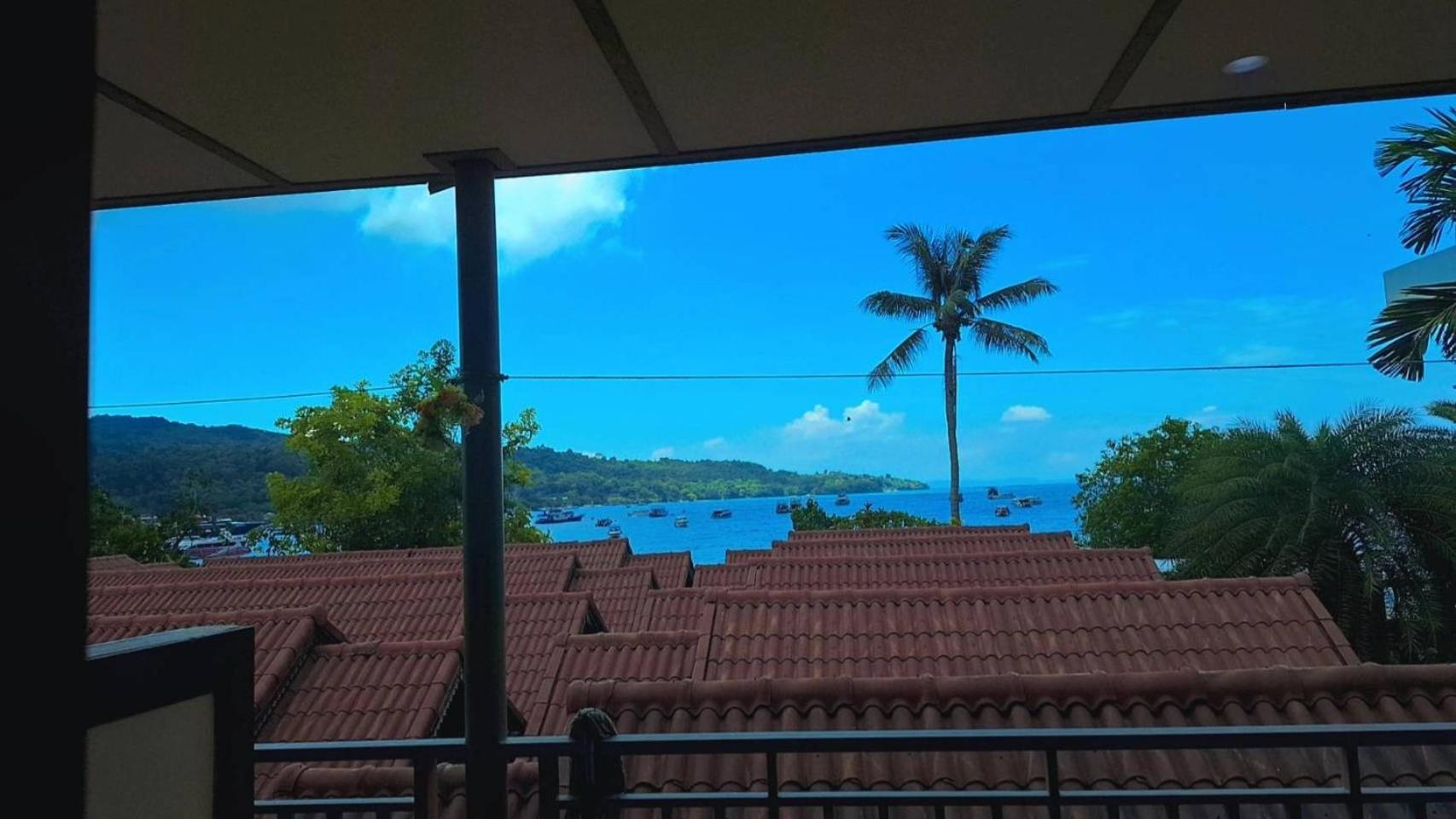 Phi Phi Sand Sea View Resort Екстер'єр фото